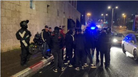 مستوطنون يطلقون النار صوب منازل المواطنين في الشيخ جراح